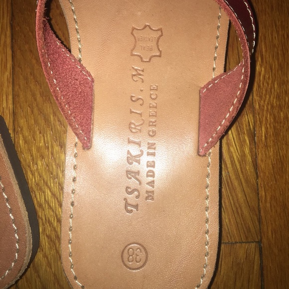 ✨BOUTIQUE GREEK GENUINE RED LEATHER SANDALS✨ - Picture 3 of 8